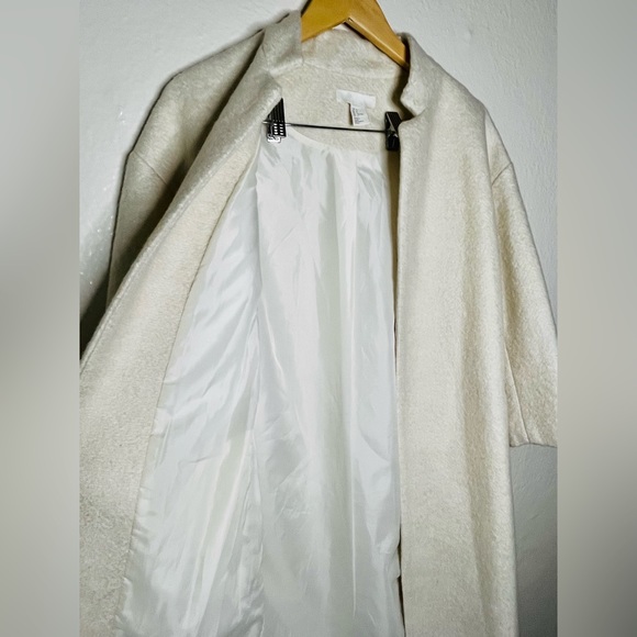 H & M Open Front Cream Mixed Wool Coat w/ Drop Sleeves - Picture 8 of 13